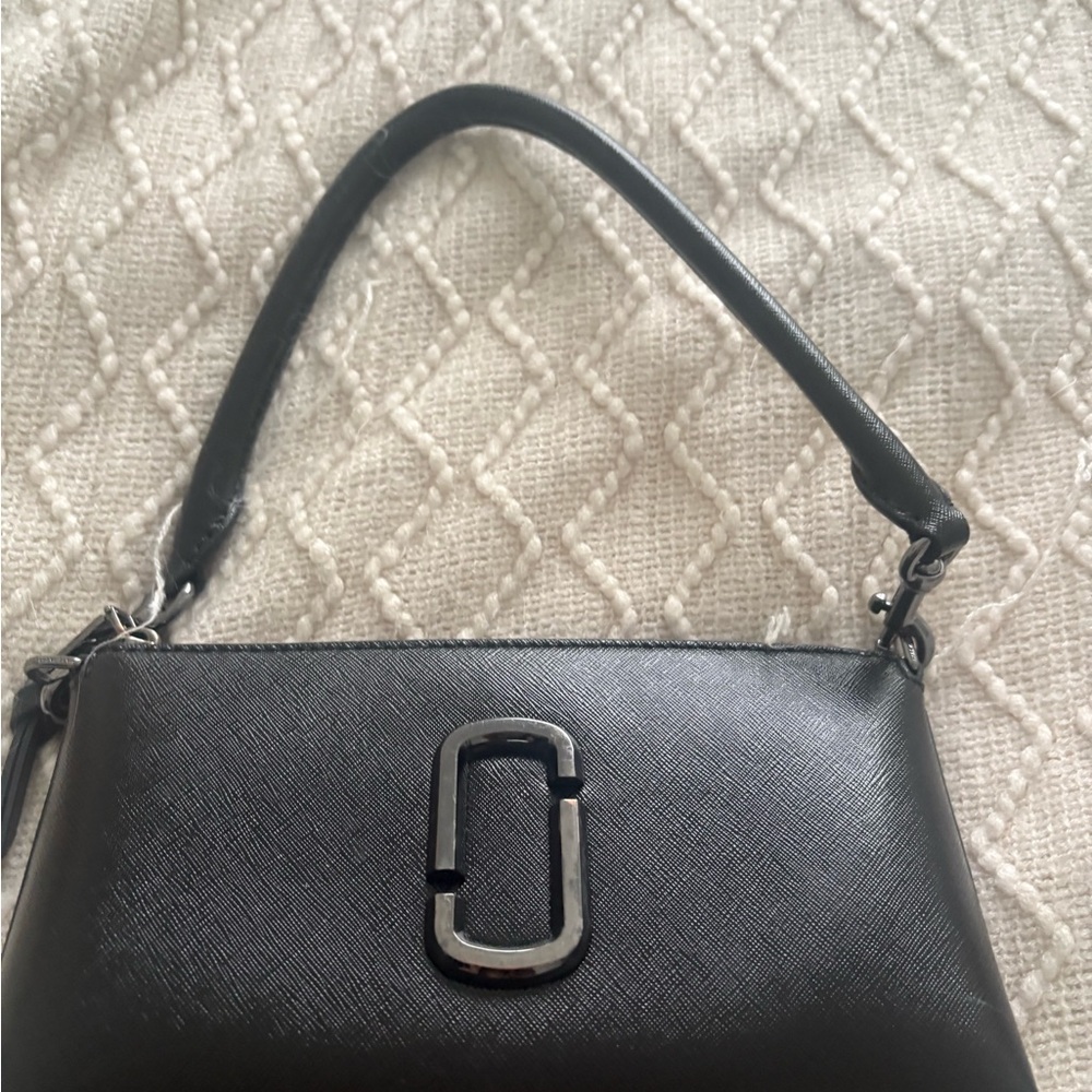 Marc Jacobs Black Leather Shoulder Bag with Signature Hardware